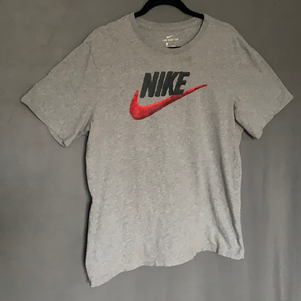 Nike tshirt